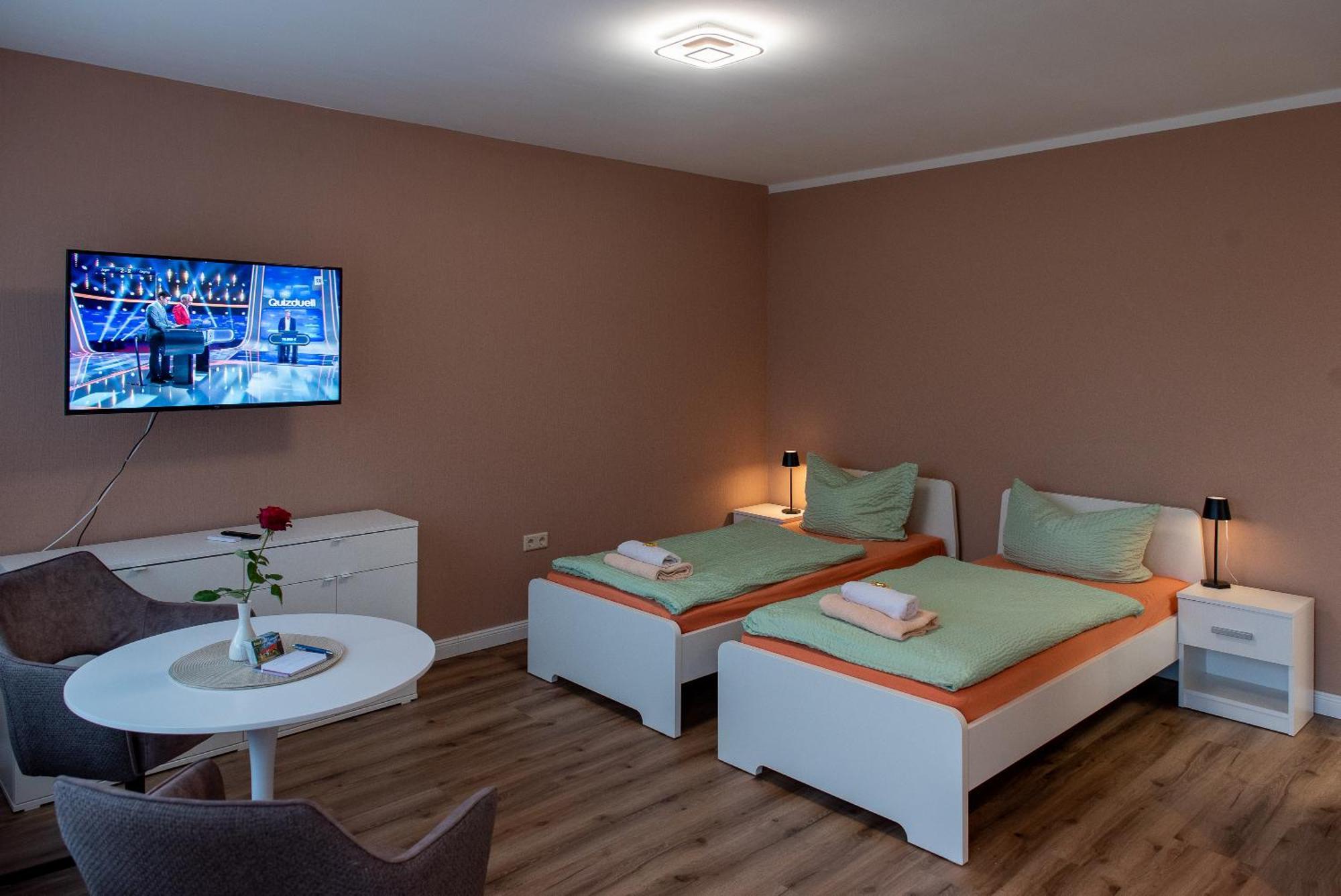 Top-Moderne Ferienwohnung Und Apartments Auf Frueherem Wunderschoenen Bauernhof Im Elbe-Elster-Kreis In Brandenburg Bei Herzberg-Elster, Schoenewalde, Holzdorf Bagian luar foto