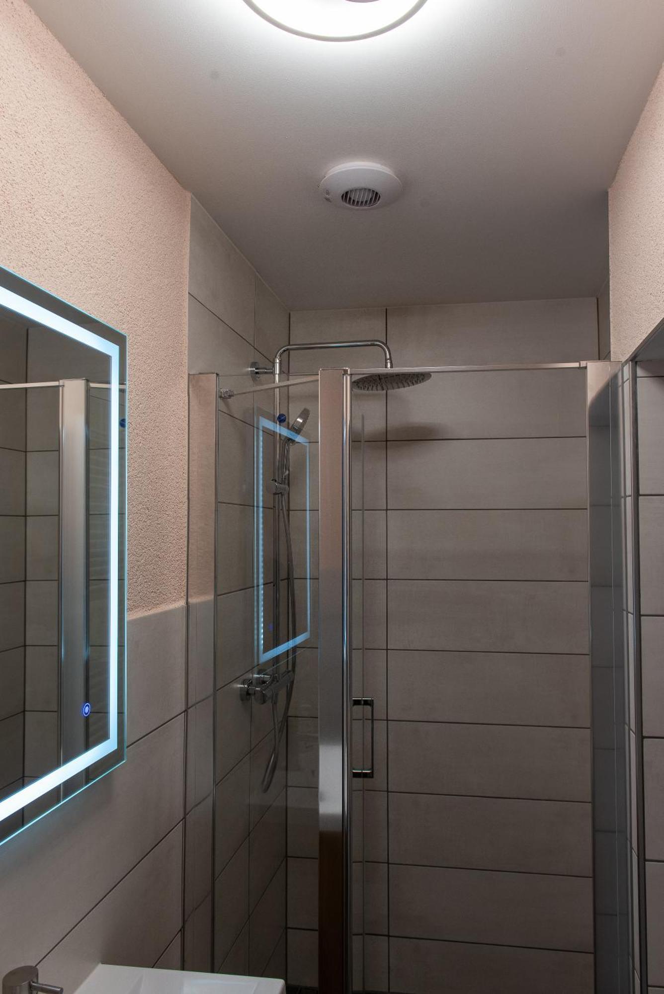 Top-Moderne Ferienwohnung Und Apartments Auf Frueherem Wunderschoenen Bauernhof Im Elbe-Elster-Kreis In Brandenburg Bei Herzberg-Elster, Schoenewalde, Holzdorf Bagian luar foto